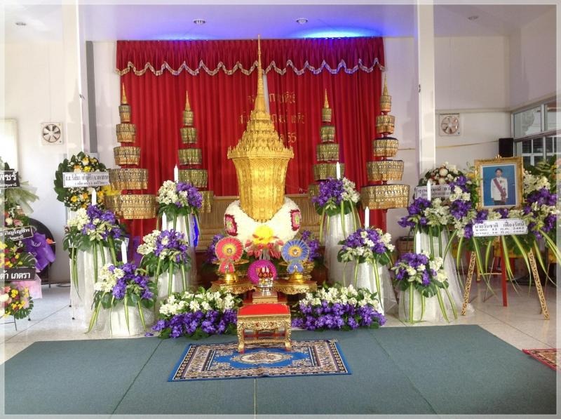 รับจัดดอกไม้หน้าศพ สิงห์บุรี
